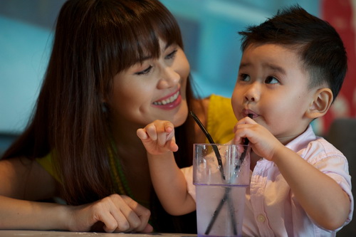 Thân Thúy Hà,  người mẫu, diễn viên, showbiz, showbiz Việt, phụ nữ, làm mẹ, làm vợ, Shbet111 slot, casino, thể thao, xổ số, hôn nhân, mẹ đơn thân, ly hôn, hôn nhân, người nổi tiếng, tình yêu, dạy con, cách dạy con, người nổi tiếng dạy con, sao Việt dạy con