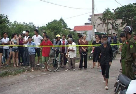 Lực lượng chức năng bảo vệ hiện trường