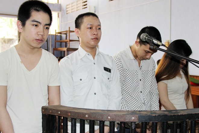 Băng cướp dùng mỹ nhân kế