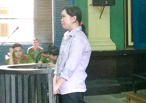 Vợ thiêu sống chồng