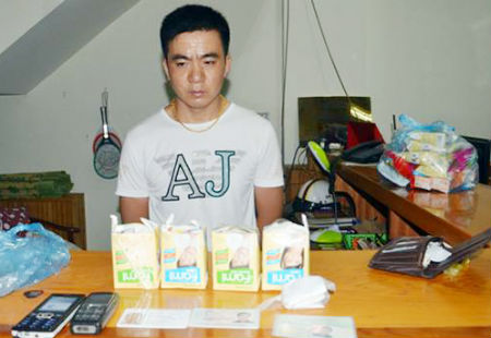 Bắt đối tượng tàng trữ ma túy