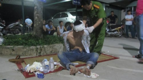 bắt nhóm côn đồ xả súng