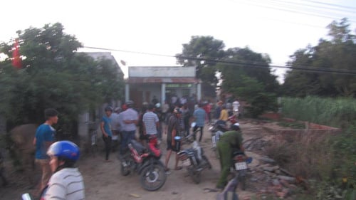 côn đồ xả súng