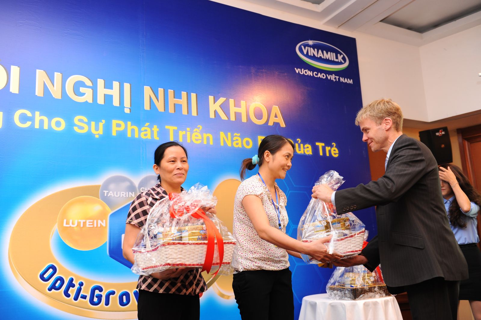 Mô tả ảnh.