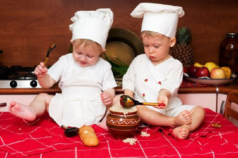 làm mẹ, chăm con, nuôi con, trẻ sơ sinh, trẻ nhỏ, làm cha mẹ