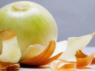 Hành tây trị gàu