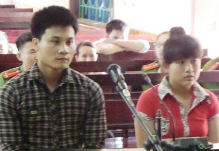 Bé gái 15 tuổi thoát khỏi động quỷ