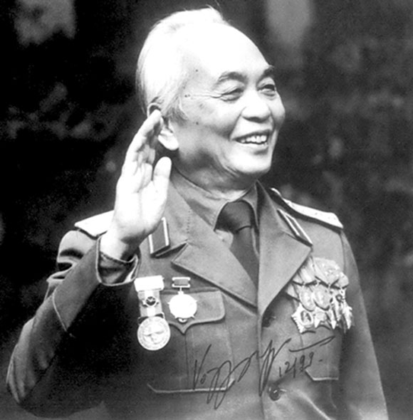 Đại tướng Võ Nguyên Giáp