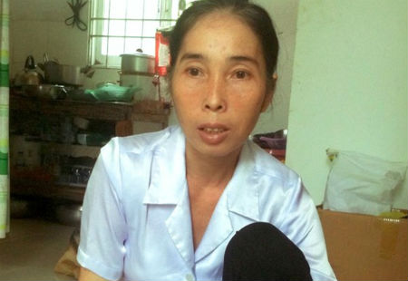 Nữ hộ sinh tố vợ Phó Bí thư xã hành hung