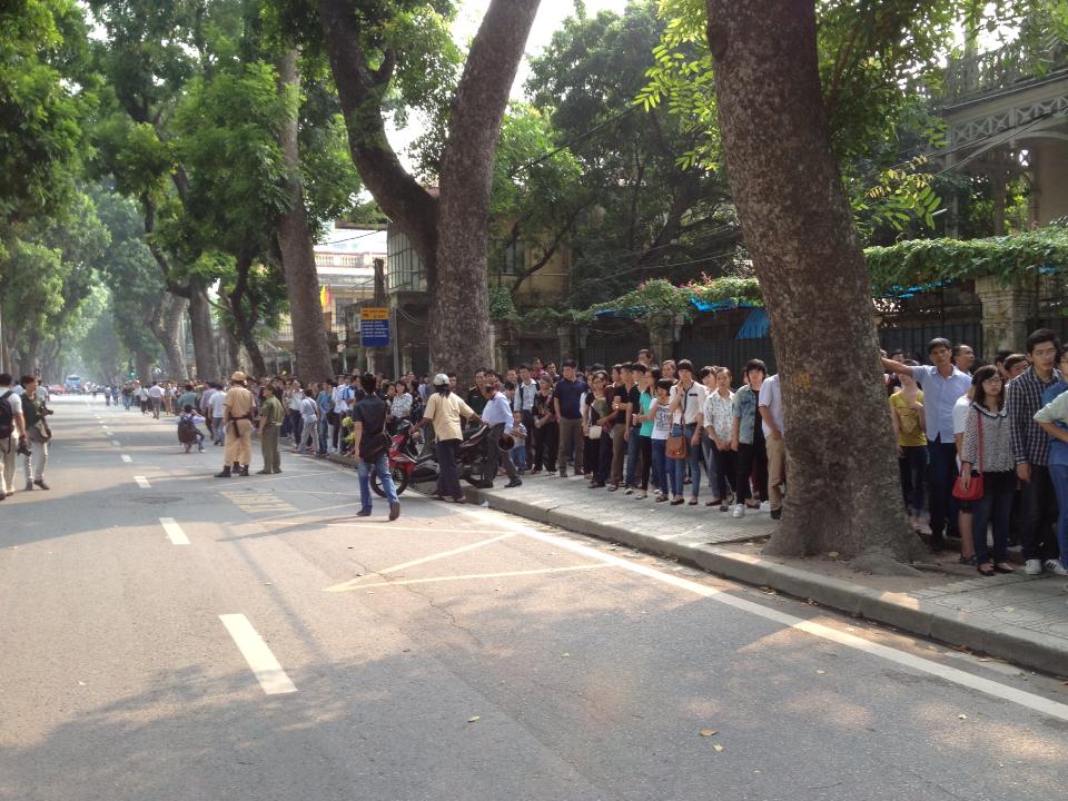 viếng tại nhà