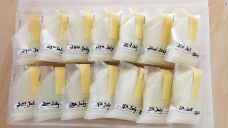 sữa mẹ đóng gói