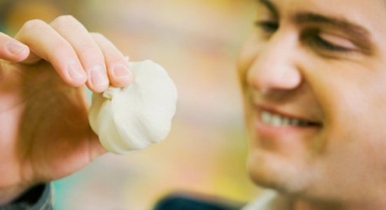ăn tỏi gây vô sinh cho nam giới