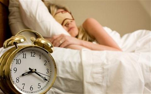 sức khỏe, chăm sóc sức khỏe, làm đẹp, son môi, ung thư, trang điểm