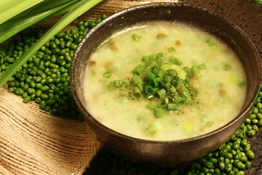 đậu xanh chữa mất ngủ