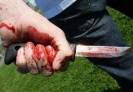 Công an xã phải nhập viện cấp cứu sau nhát đâm hiểm (ảnh minh họa)