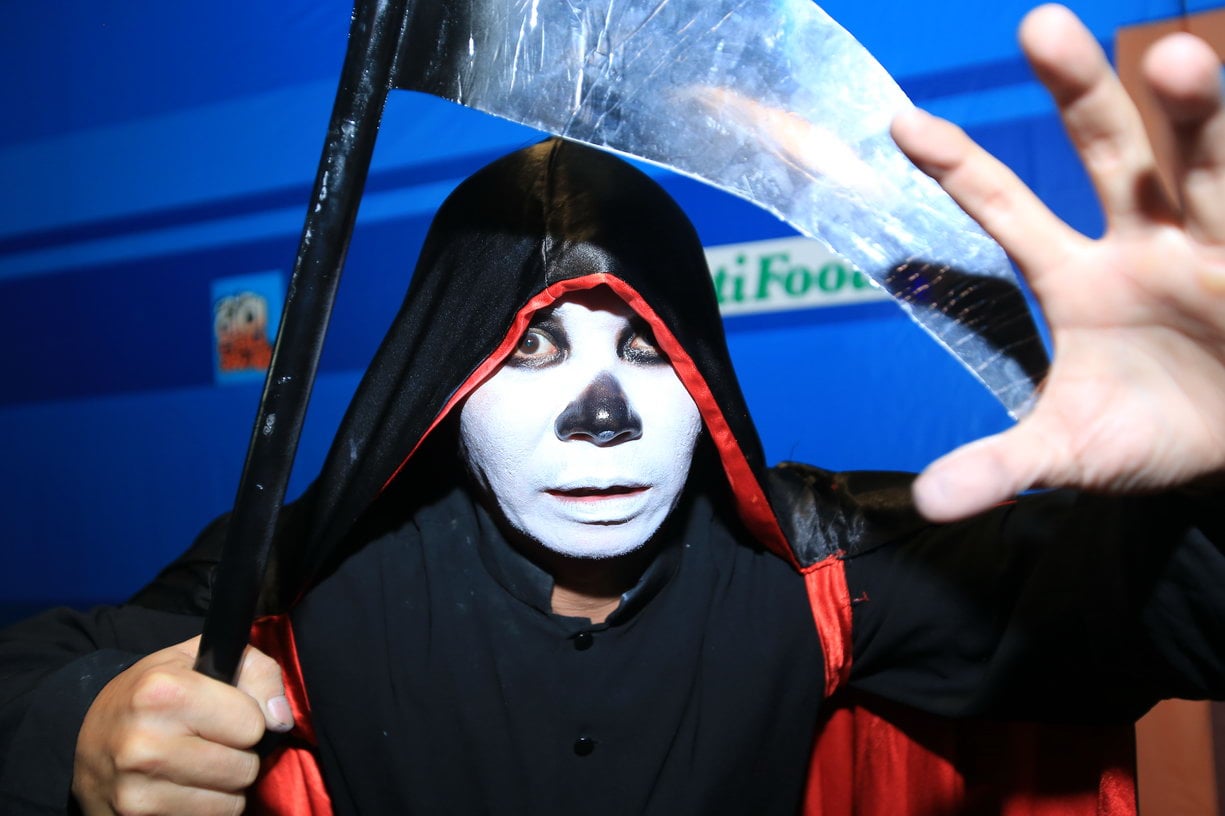 halloween công lý tự long