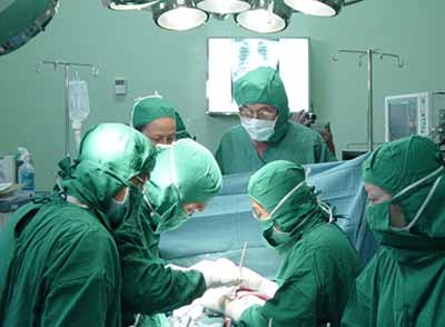 vì sao áo bác sĩ Shbet888 tiền thưởng cực khủng màu xanh