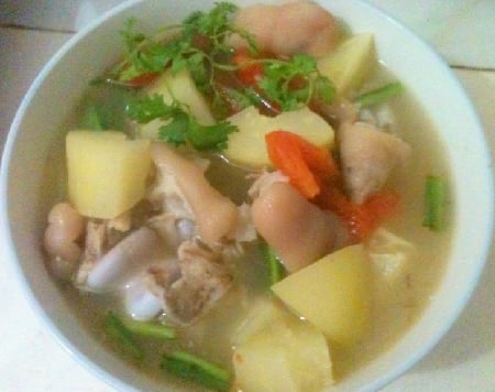 chân giò ninh