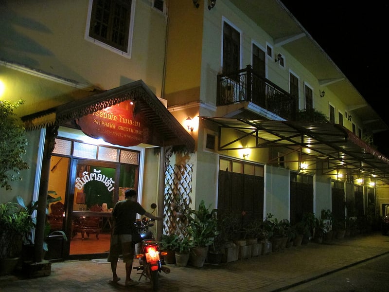 trang mat bui