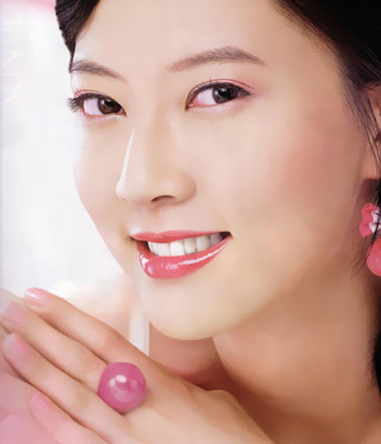 son dưỡng môi