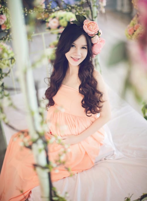 Minh Hà sắp sinh thêm con thứ ba cho ông xã Lý Hải. Cô đã mang bầu được 9 tháng và đang đợi từng ngày để gặp con yêu.