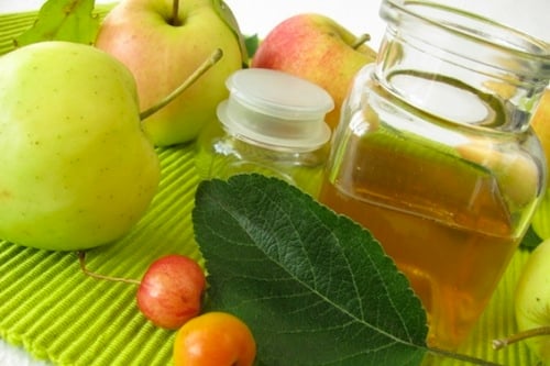 giấm táo trị ngứa da đầu