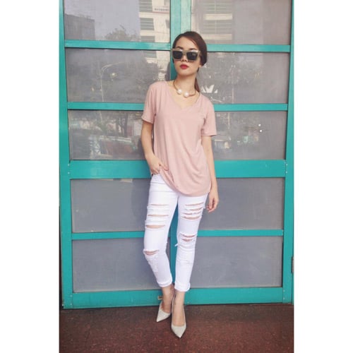 mặc đơn giản mà vẫn ấn tượng