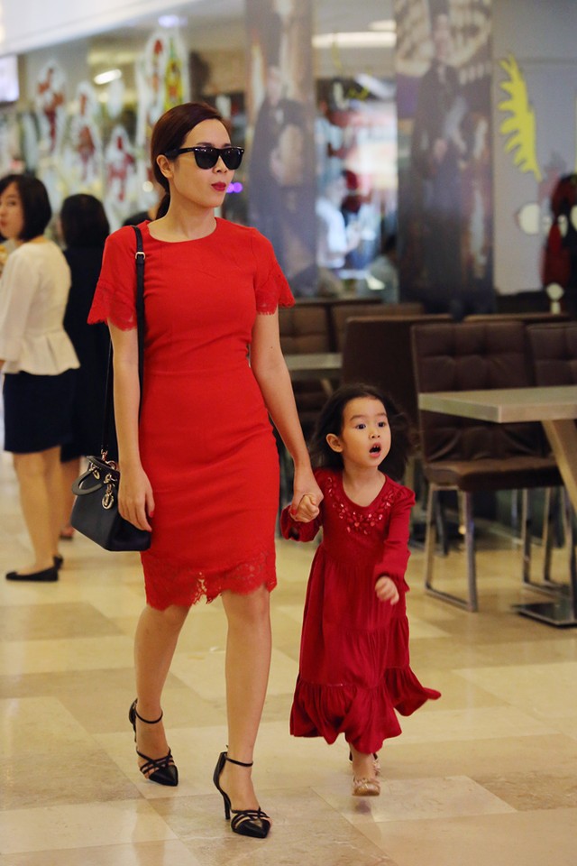 sai lầm khi diện đồ đôi mẹ và bé