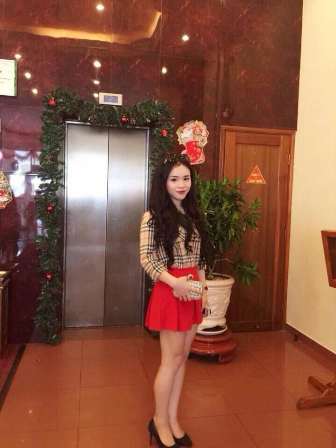 cô gái không ăn cơm 