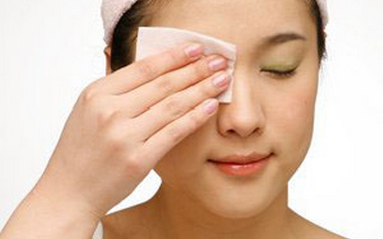 sai lầm khi tẩy trang