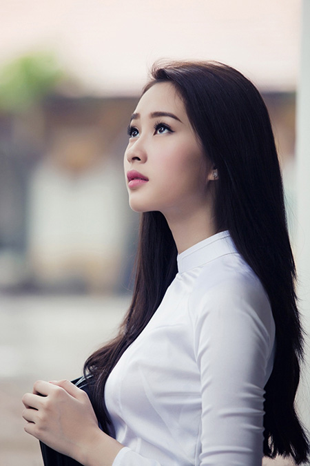 ai xứng đáng là mĩ nữ áo dài thùy dung