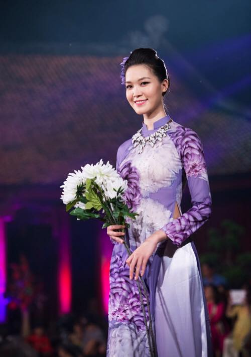 ai xứng đáng là mĩ nữ áo dài thùy dung