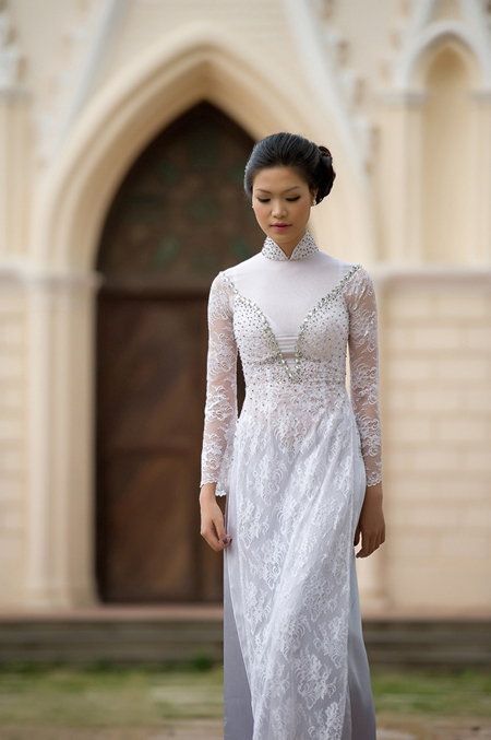 ai xứng đáng là mĩ nữ áo dài thùy dung