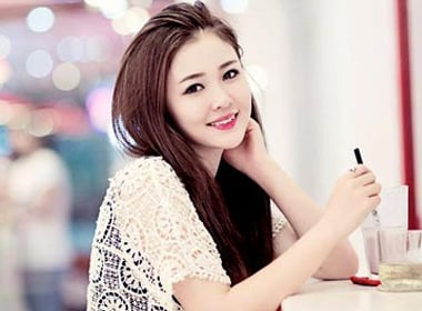 người phụ nữ cuồn hút