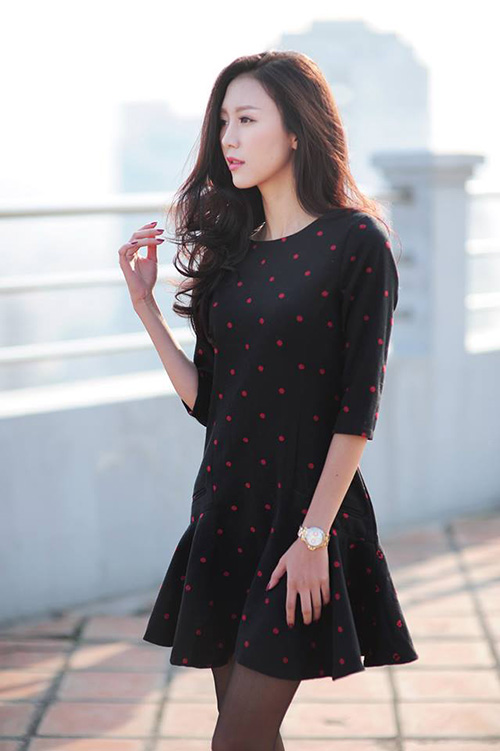 mặc đẹp cho bà bầu đón tết