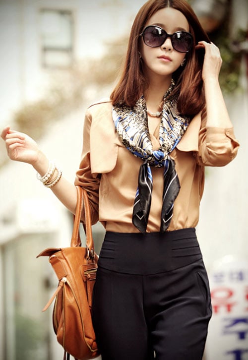 khăn lụa công sở