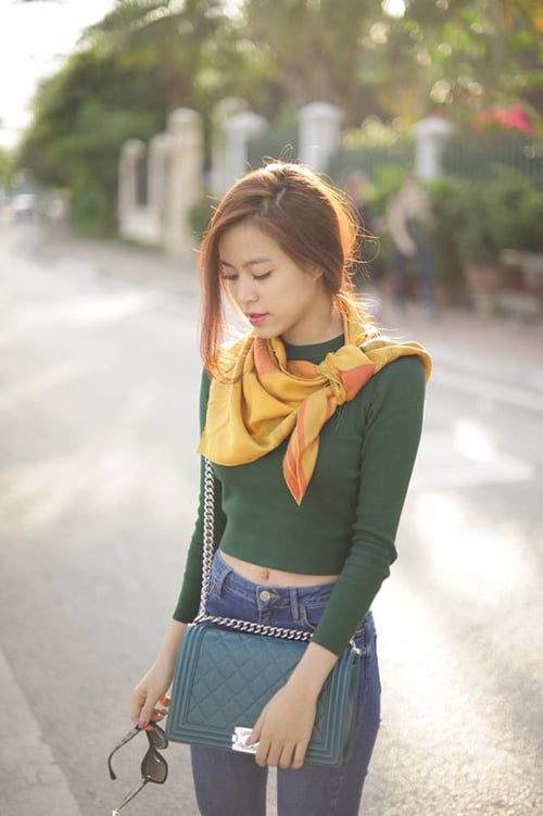 khăn lụa công sở