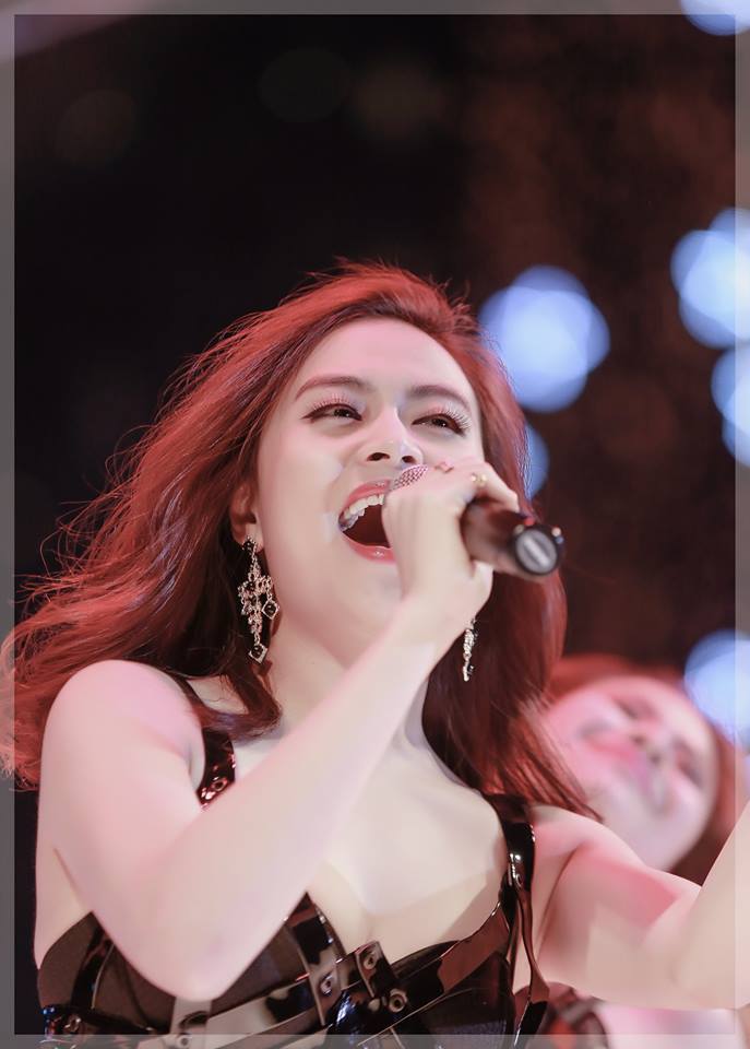 hoàng thùy linh bình thản sau khi bị loại phũ phàng khỏi the remix