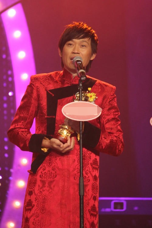 hoài linh đàm vĩnh hưng nghiện áo dài