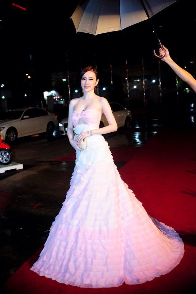 đầm dạ hội của angela phương trinh