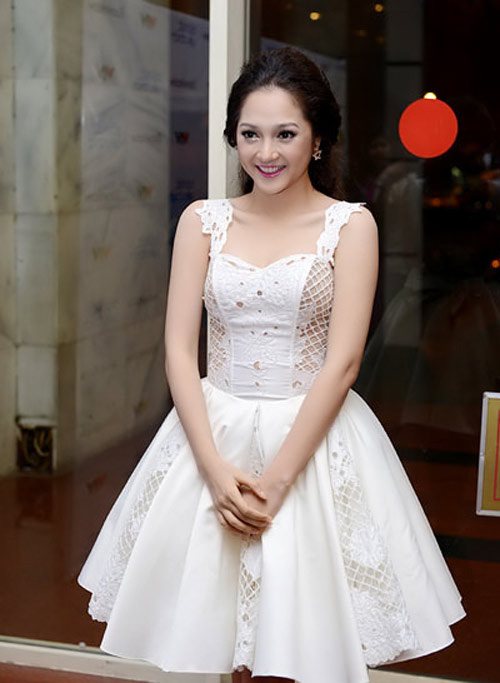 váy mặc valentine