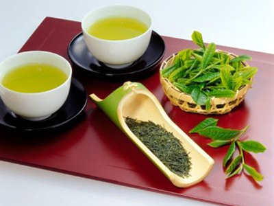 trà xanh tẩy tế bào chết