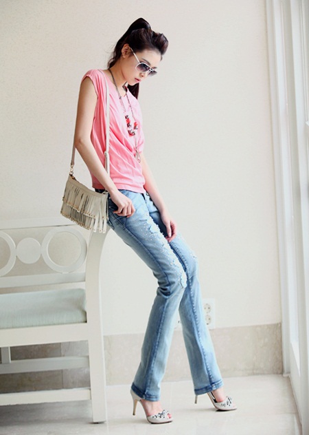 những người không được mặc quần jeans