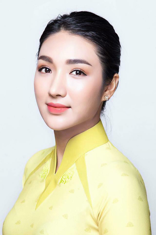 hoa hậu đặng thu thảo chê đồng phục vietnam airlines