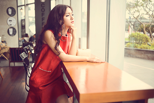 diện váy điệu ngày 8 tháng 3