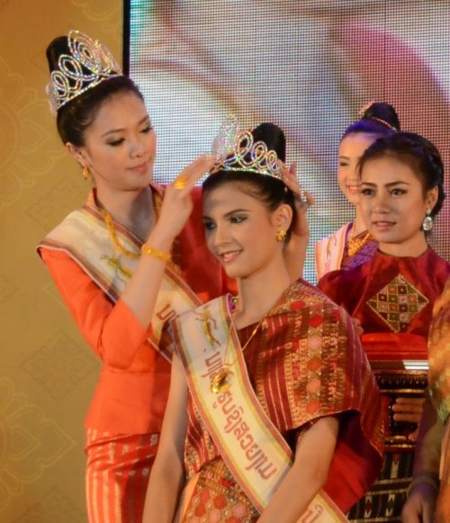 mĩ nhân lai
