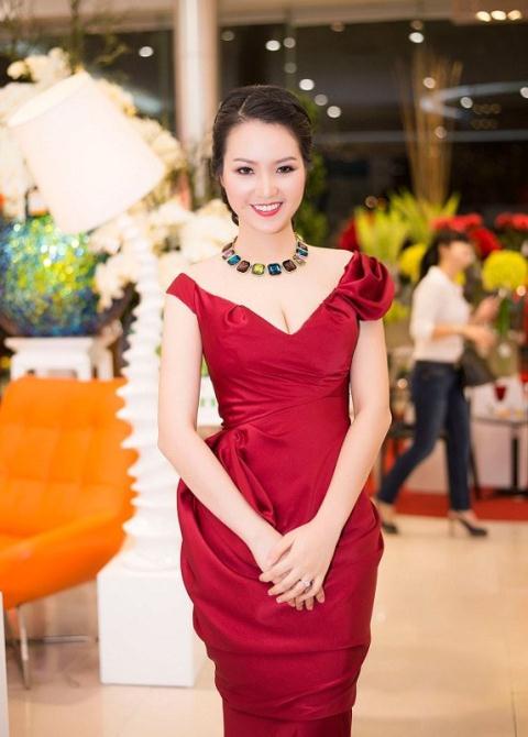gu thời trang của MC xinh đẹp nhất VTV