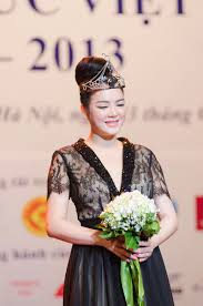 lý nhã kỳ mặc xấu