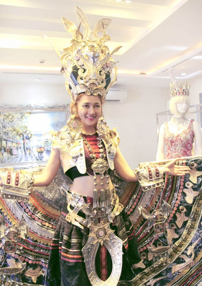 váy áo made in vietnam tiền tỷ