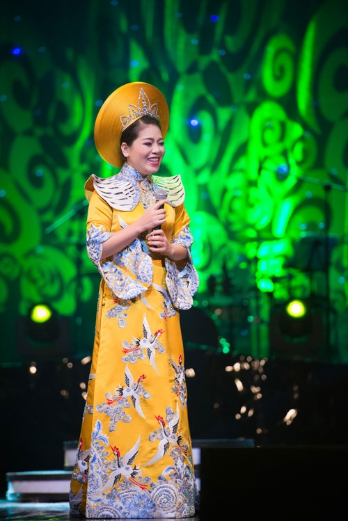 váy áo made in vietnam tiền tỷ